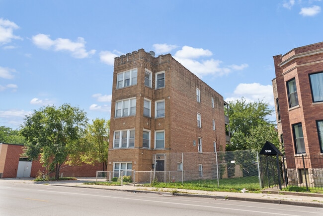 Building Photo - 340 S Homan Ave