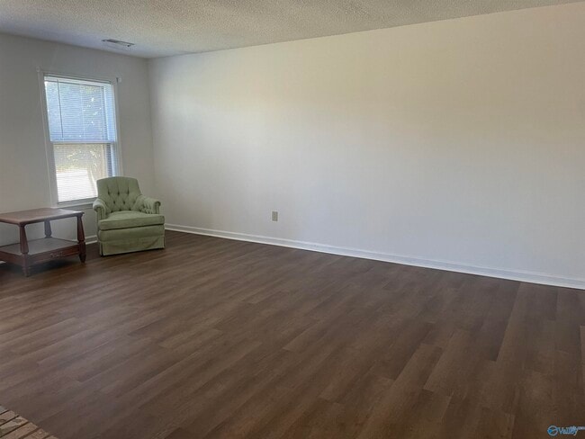 Building Photo - 6613 Steeplechase Dr NW