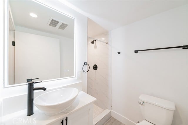 Building Photo - 1596 W 36th St
