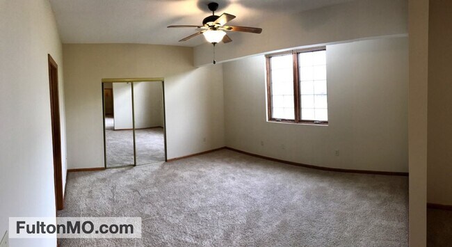 Foto del edificio - 2606 N Bluff St