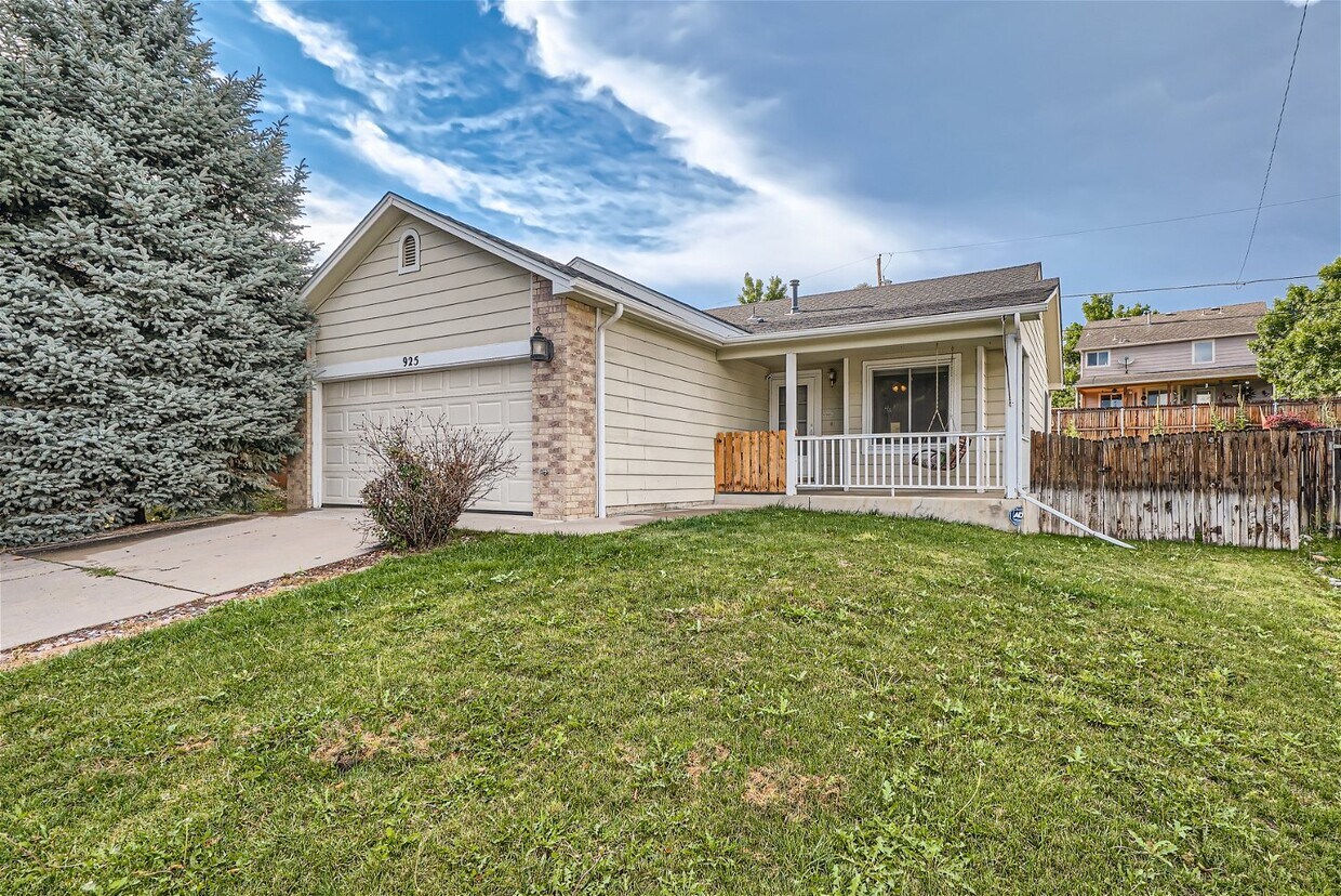 Primary Photo - 925 W 96th Ave