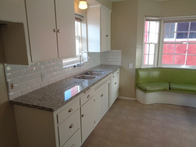 Foto del edificio - 4229 McClung Dr