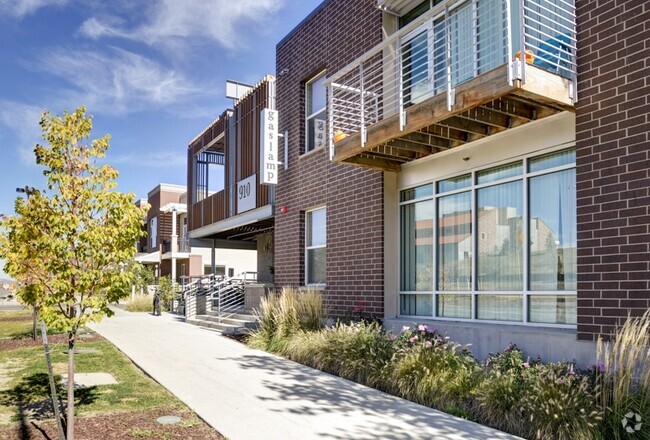 Building Photo - Gaslamp Boulder