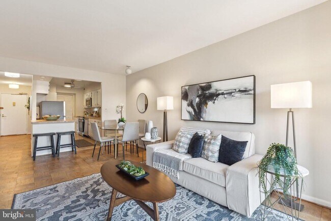 Foto del edificio - 1001 26th St NW