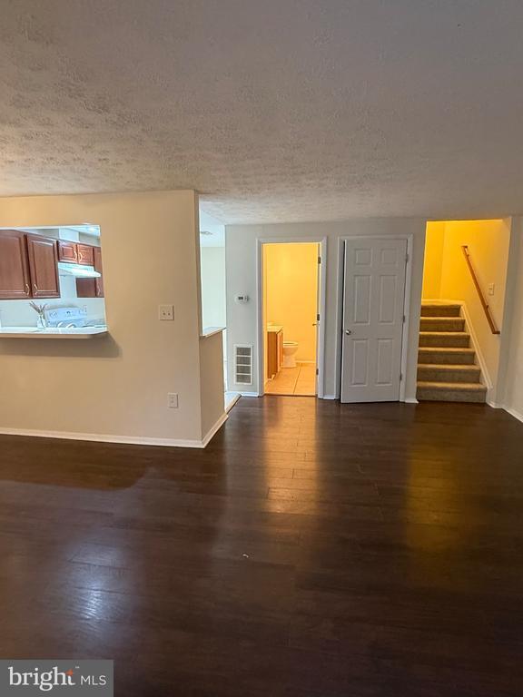 Foto del edificio - 13331 Whitechurch Cir