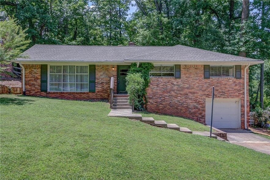 Photo - 1112 Franklin Circle NE Unit