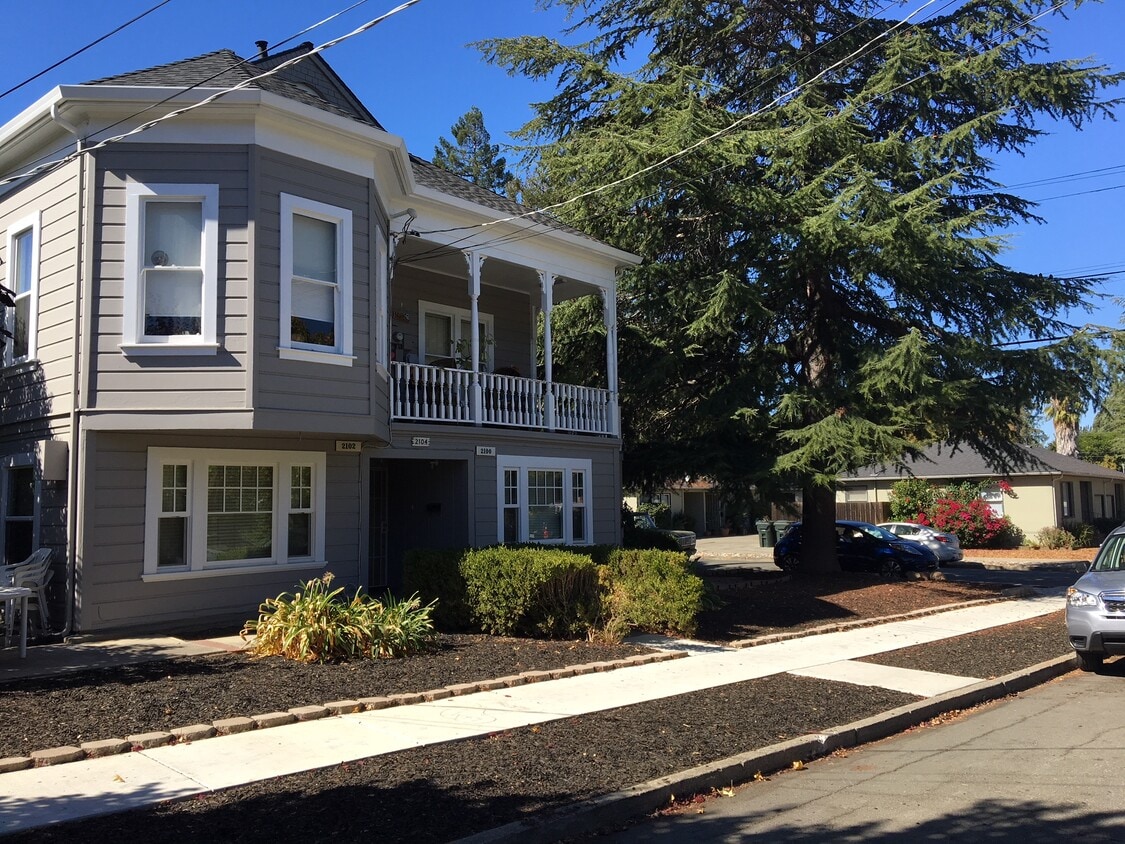 Front of house w balcony - 2104 Castro St