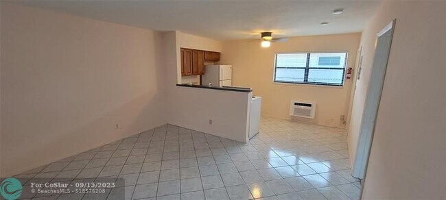 Building Photo - 1523 NE 34th St