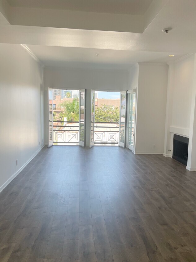 Foto principal - 230 S. Hamilton