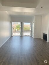 Building Photo - 230 S. Hamilton