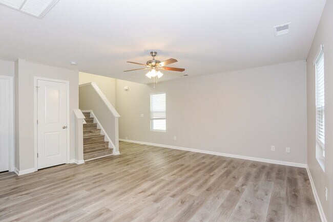 Foto del edificio - 2641 Hunters Moon Lane