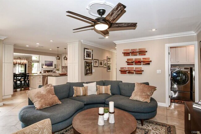 Building Photo - 43 Mainsail Dr