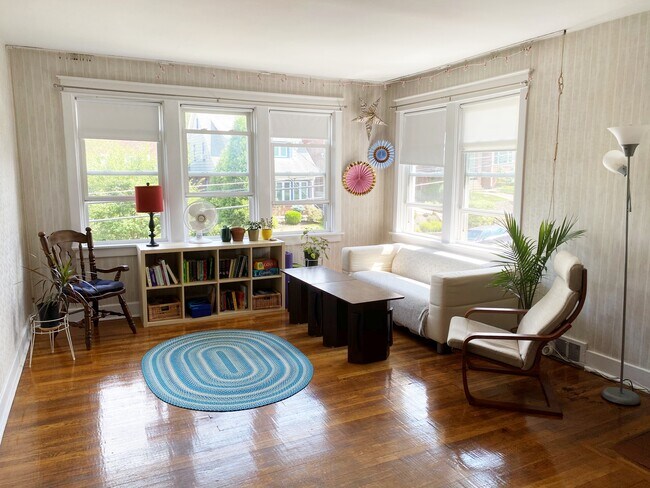 Photo - 624 Hastings St Apartment