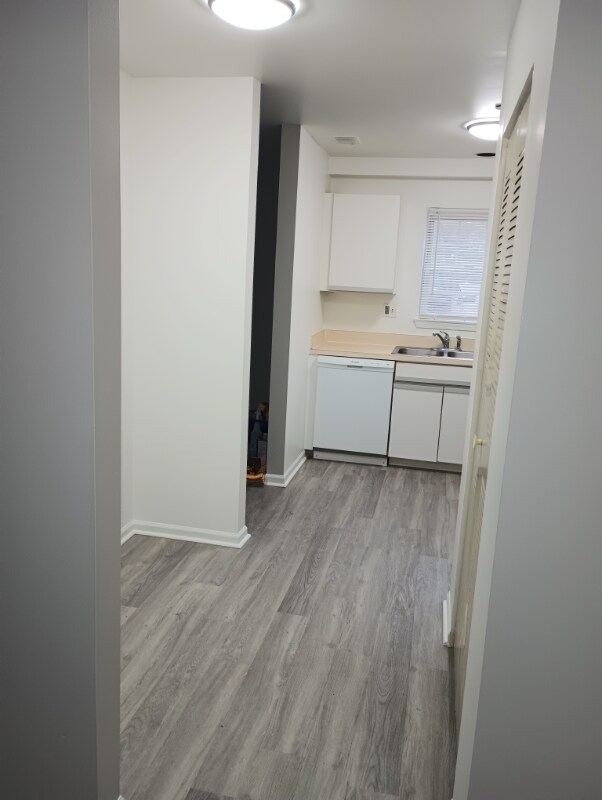 Foto del edificio - 4905 Belmont St