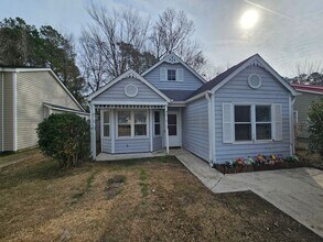 Building Photo - 112 Basswood Ct