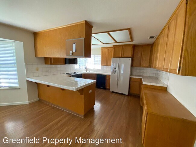 Building Photo - 3 br, 2 bath House - 18385 Milford Dr.