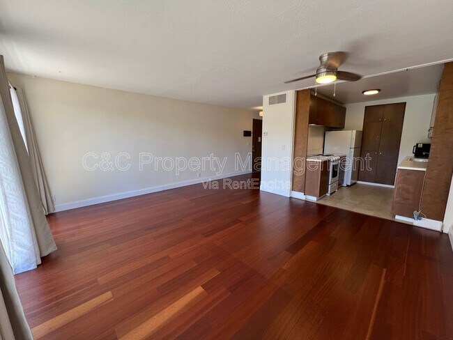 Foto del edificio - 938 Lea Dr