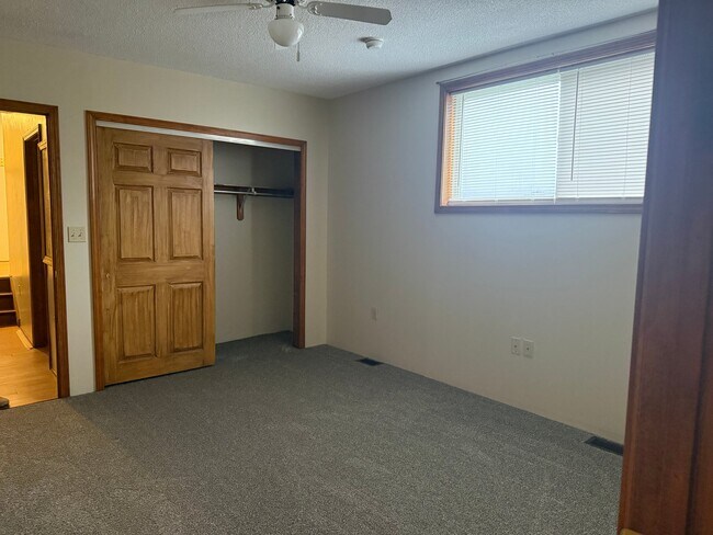 Foto del edificio - 222 Scottwood Ave