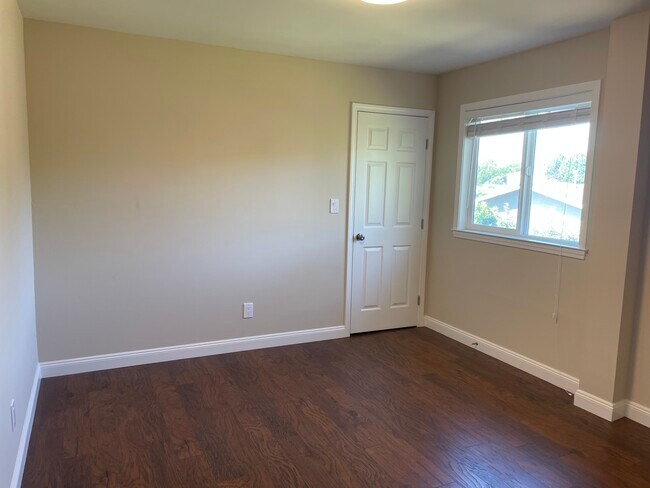 Bedroom - 2251 Terra Villa St