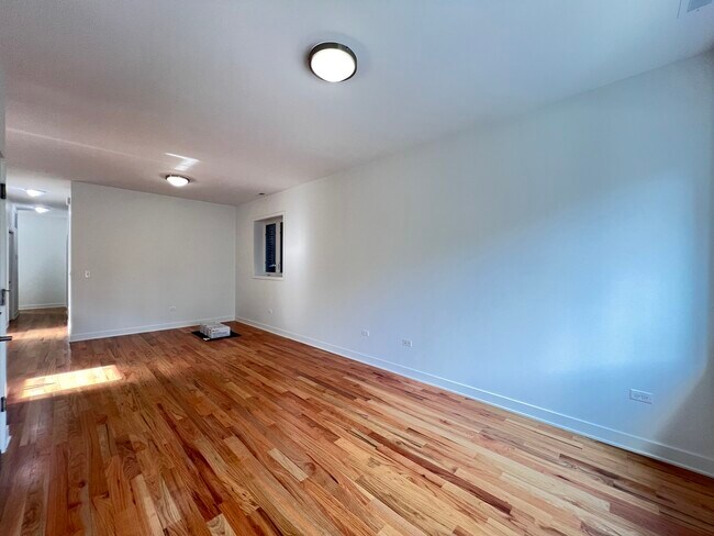 Foto del edificio - 226 W 24th St