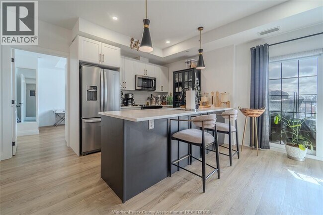 Photo du bâtiment - 3817 Howard Ave