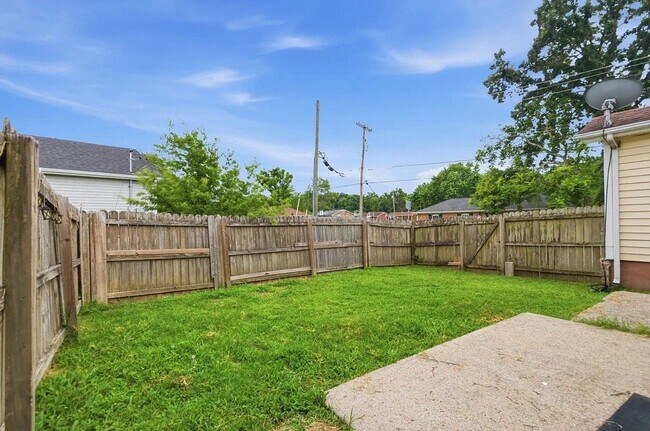 Foto del edificio - 7300 Weston Way Dr