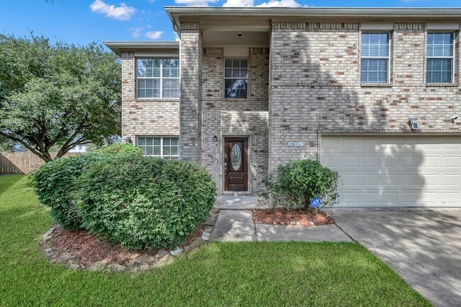 Foto del edificio - 7811 Holly Berry Ct