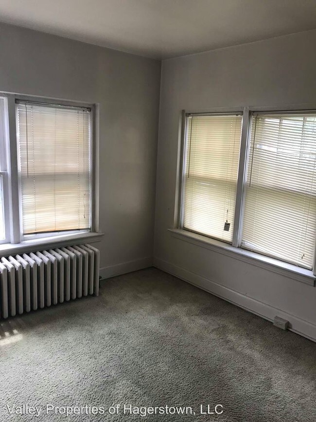 Foto del edificio - 101 W Washington St