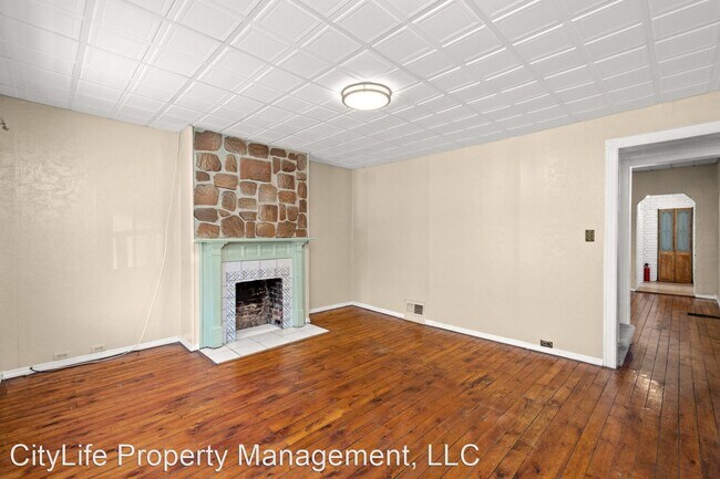 Foto del edificio - 2 br, 1 bath House - 3115 5th Ave