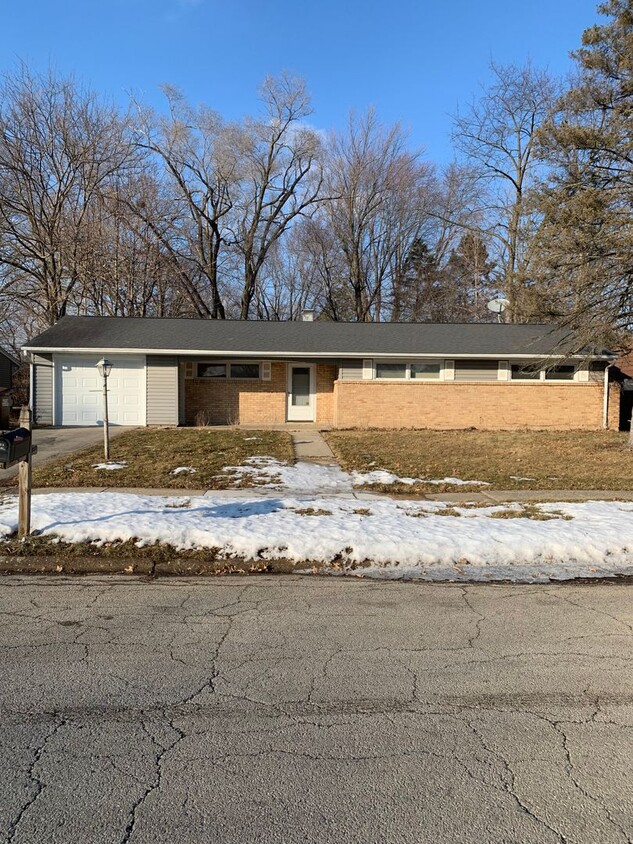 Foto principal - 4720 Cayuga Rd