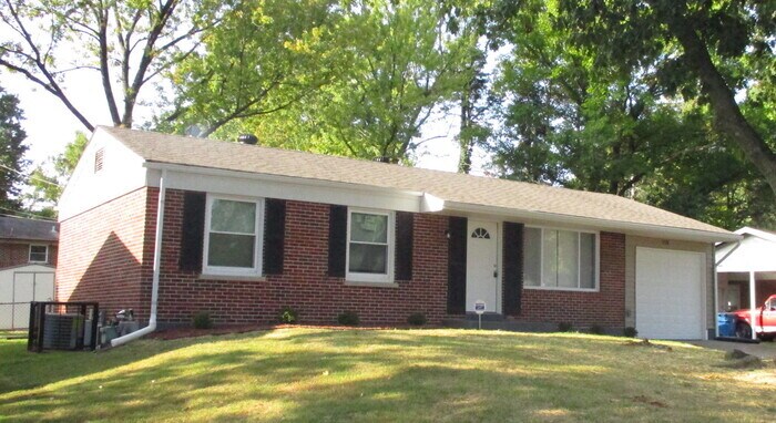 Primary Photo - 1728 Grafton Saint Louis, MO 63163