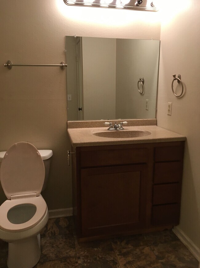 Building Photo - 3938 Eureka St