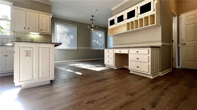 Foto del edificio - 11175 Linbrook Ln