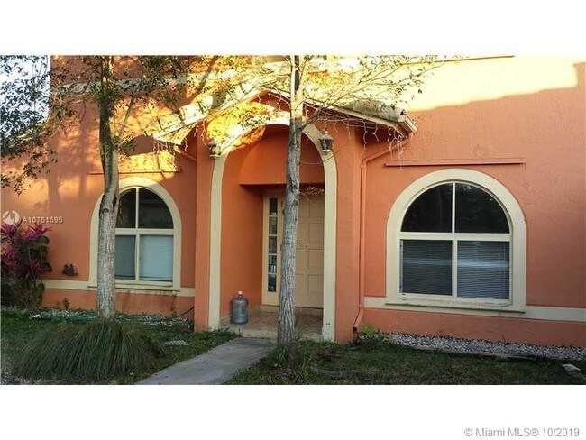 Building Photo - 15141 SW 144th Ct