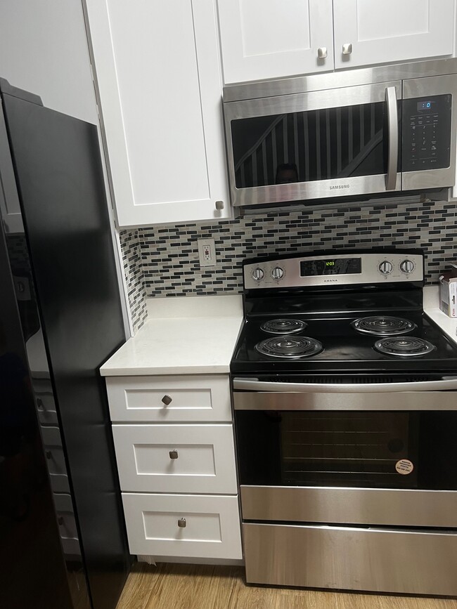 Photo - 2406 Wilkens Ave Townhome