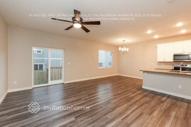 Foto del edificio - 11216 House Finch Ln