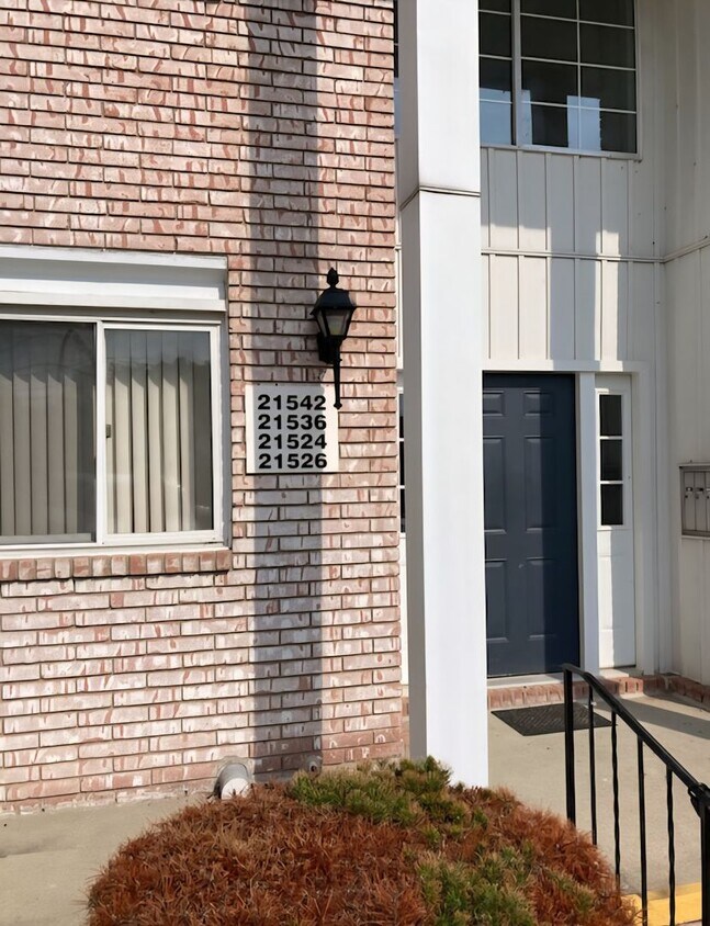 Foto del edificio - St Clair Shores 2 bedroom condo