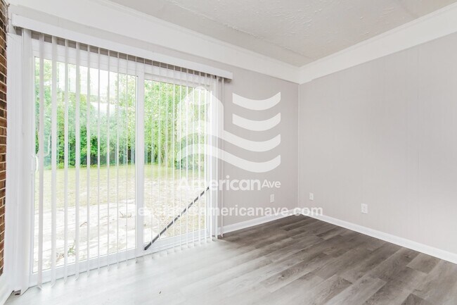 Building Photo - 1405 Hibiscus Rd