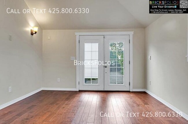 Building Photo - 11539 Corliss Ave N
