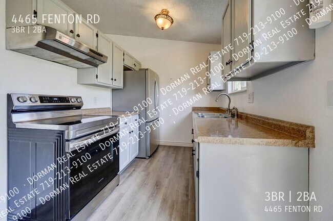 Photo - 4465 Fenton Rd House