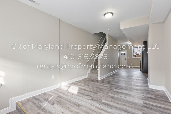 Building Photo - 3 bedroom in Baltimore City with a finishe...