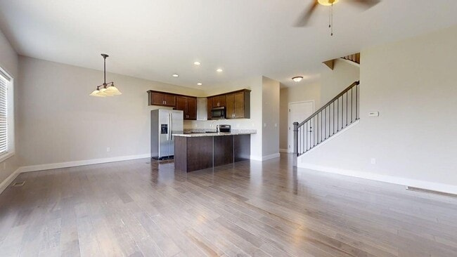 Building Photo - 752 Sedgegrass Dr