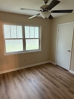 Building Photo - 216 Pine Hills Dr