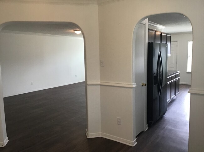 Building Photo - 11919 Panay Village Drive