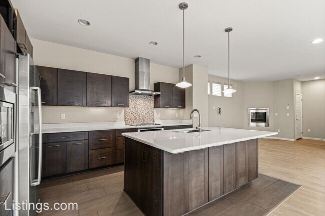 Foto del edificio - 3 br, 3 bath House - 9633 Dunning Cir