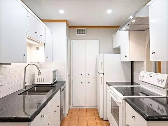 Foto del edificio - 505 W 7th St