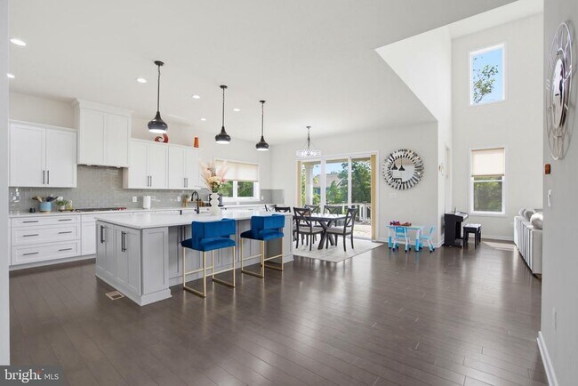 Foto del edificio - 24535 Mountain Magnolia Pl