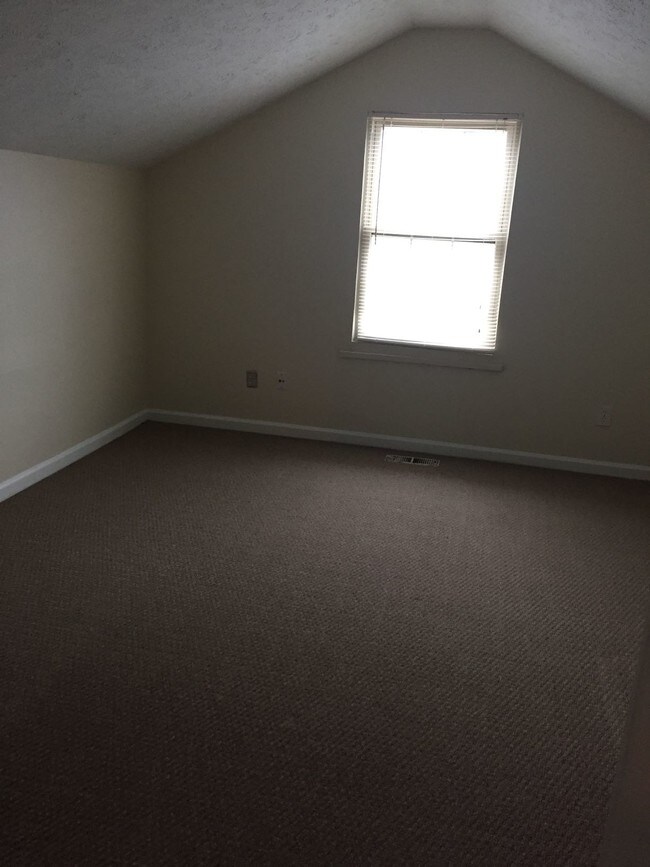 Building Photo - 4819 May Ridge Ln