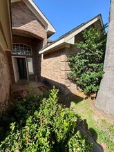 Building Photo - 21114 Sun Haven Dr