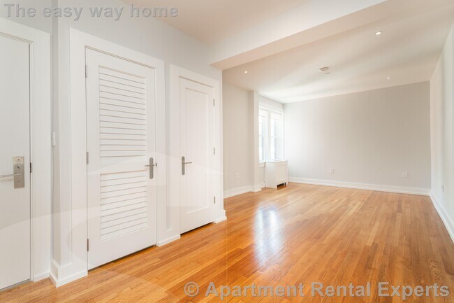 Photo - 19 Forest St Apartment